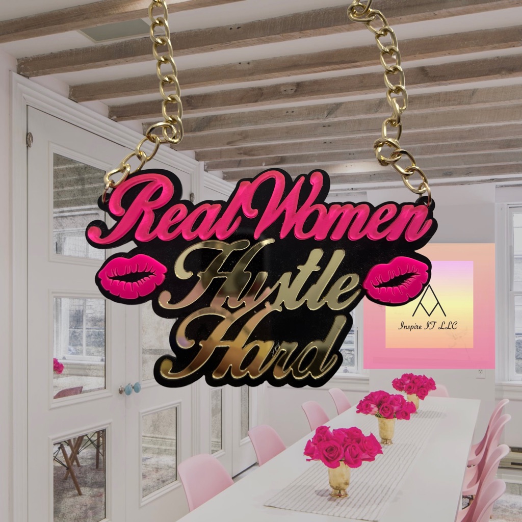 30 Real Women Hustle Hard Necklace